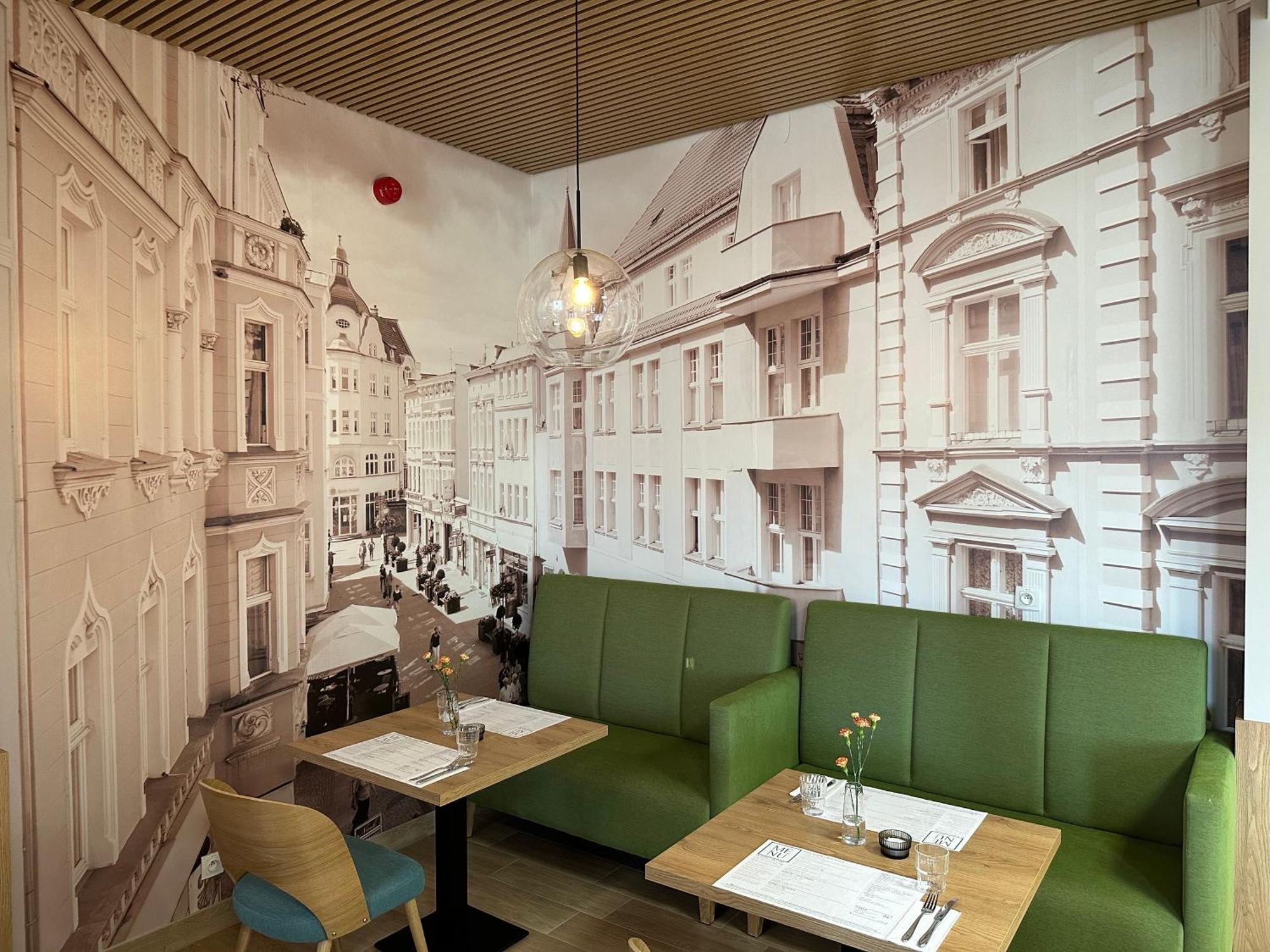 Novy Hotel Zielona Góra Exterior foto